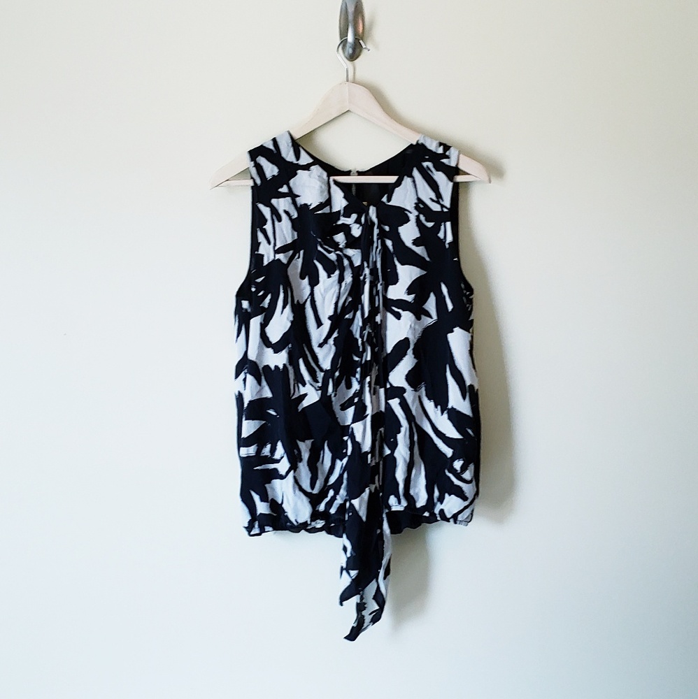 SoCa St. John Silk Black and White Tank